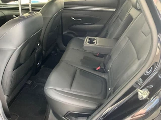 Hyundai Tucson Hyundai Tucson 1.6 T-GDI PHEV Premium Sky 4WD | Panoramadak | Afneembare trekhaak | 4WD | Stoelverwarming | Stoelventilatie | Lederen bekleding | Elektrische achterklep | KRELL | All season banden - afbeelding nr 5