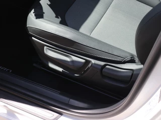 Kia Niro Kia Niro 1.6 GDi PHEV DynamicPlusLine I Schuifdak I Navi I Dodehoekdetect - afbeelding nr 19