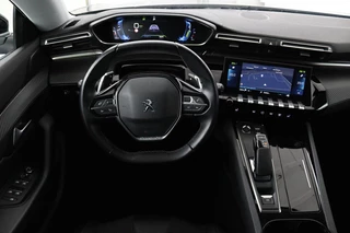 Peugeot 508 Peugeot 508 1.6 HYbrid Allure | Stoelverwarming | Carplay | Camera | Trekhaak | Navigatie | Climate control | Half leder | Cruise control | PHEV - afbeelding nr 3