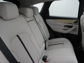 Mazda CX-60 Mazda CX-60 PHEV 327 8AUT AWD TAKUMI ALLE PACKS/PANO/TREKHAAK/ALARM (SCM) - afbeelding nr 24