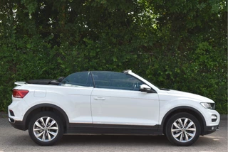 Volkswagen T-Roc Volkswagen T-Roc Cabrio 1.5 TSI 150PK | Camera | Navigatie | DAB | Stoelverwarming | PDC rondom | LM-Velgen - afbeelding nr 30