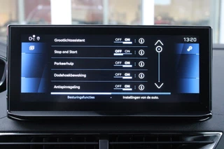 Peugeot 3008 Peugeot 3008 1.2 130PK AUTOMAAT GT | FULL LED KOPLAMPEN | PARKEERSENSOREN VOOR EN ACHTER | DODEHOEKDETECTIE | APPLE CARPLAY/ANDROID | ACHTERUITRIJCAMERA | DAB-RADIO | NAVIGATIE 10