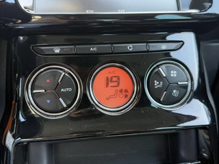 Citroën C3 Citroen C3 1.2 PureTech Exclusive 2e Eigenaar,Navi,Clima,Cruise,Bluetooth,PDC,Elek ramen,Lm velgen,N.A.P,APK tot 10-2025 - afbeelding nr 13