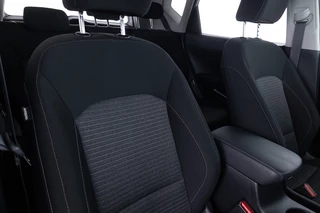 Kia e-Soul Kia e-Soul DynamicPlusLine 64 kWh | NAVI | ECC | PDC - afbeelding nr 5