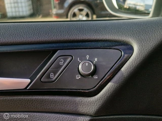 Volkswagen Golf Volkswagen Golf 1.4 TSI GTE / NIEUWE ACCU PAKKET / PANO / LEDER / NETTE AUTO / - afbeelding nr 23