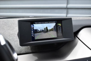 BMW i3 | Active Cruisecontrol | LED Light | Stoelverwarming | Driving Assistant Plus | - afbeelding nr 11