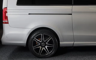 Mercedes-Benz V-Klasse Mercedes-Benz V-klasse 300d Extra Lang DC AMG Edition / Aut / 360 Camera / Leder / Burmester / Dode Hoek / 2 Elek Schuifdeuren - afbeelding nr 38