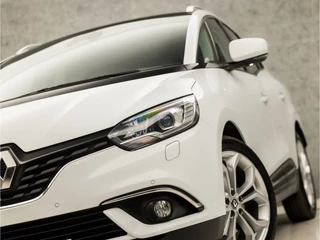 Renault Grand Scénic Renault Grand Scénic 1.2 TCe Deluxe 7 Persoons (PANORAMADAK, APPLE CARPLAY, VIRTUAL COCKPIT, NAVIGATIE, CLIMATE, STOELVERWARMING, SPORTSTOELEN, GETINT GLAS, CRUISE, NIEUWE APK, NIEUWSTAAT) - afbeelding nr 32