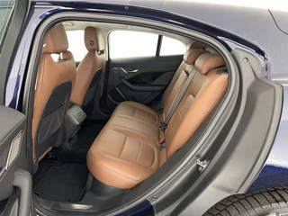 Jaguar I-PACE Jaguar I-PACE EV320 S AWD Business Pack 90 kWh [ 3-Fase ] (INCL-BTW) *LUXURY-LEATHER | FULL-LED | MERIDIAN-AUDIO | DIGI-COCKPIT | KEYLESS | DAB+ | NAVI-FULLMAP | ECC | HEATED-COMFORTSEATS | PDC | SURROUND-VIEW | CRUISE | LANE-ASSIST | TOWBAR | 20''A - afbeelding nr 9