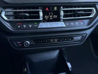 BMW 1 Serie BMW 1-serie 118i Sport High Executive LEDER*CAMERA*SPORTSTOEL - afbeelding nr 15