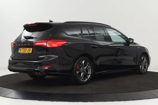 Ford Focus Ford Focus 1.5 EcoBoost ST Line | Camera | Carplay |  Full LED | Keyless | Navigatie | Climate control | Sportstoelen | Cruise control - afbeelding nr 28