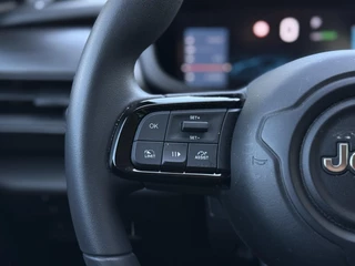 Jeep Avenger Jeep Avenger Longitude 54 kWh | Navi | Carplay | Stoelverwarming | - afbeelding nr 18
