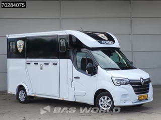 Renault Master Renault Master 165PK Paardenwagen Hengstenuitvoering Navi LED Trekhaak Airco Cruise Camera Euro6 Horsetruck 15m3 Airco Trekhaak Cruise control - afbeelding nr 5