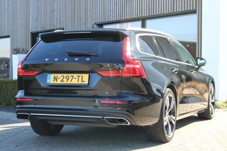 Volvo V60 Volvo V60 B3 Inscription - Stoel en stuurwielverwarming - Semi elektrische trekhaak - Adaptieve cruise control - High Performance Audio - 19'' lichtmetalen velgen - Elektrische verstelbare stoel incl. geheugen - - afbeelding nr 3