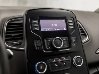 Renault Scénic (AIRCO, BLUETOOTH, ELEK PAKKET, SPORTSTOELEN, CRUISE, NIEUWE APK, NIEUWSTAAT) - afbeelding nr 8