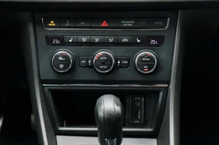 SEAT Leon Seat Leon 1.4 EcoTSI FR /LED/CARPLAY/STOELVERW./SEAT-SOUND/PDC V+A! - afbeelding nr 13