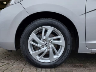 Honda Jazz 1.3 i-VTEC 102pk Comfort | Navi | Airco | Cruise | Bluetooth Carkit+Streaming |  Pdc V+A | Stoelverwarming | Rijstrook+Licht+Regensensor | 15''lm | Trekhaak - afbeelding nr 31