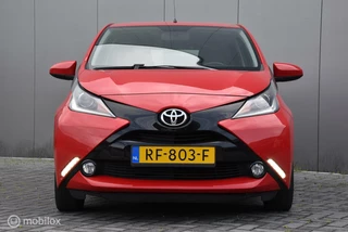 Toyota Aygo Toyota Aygo 1.0 VVT-i x-play | Camera | Airco| - afbeelding nr 2