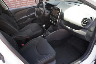 Renault Clio Renault Clio 0.9 TCE LIMITED NAVI/CRUISE/PDC/KEYLESS KEURIGE STAAT - afbeelding nr 8