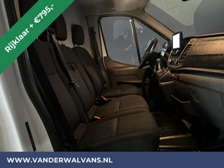 Ford Transit Ford Transit 2.0TDCI 131pk L3H2 Euro6 RIJKLAAR Airco | Camera | Navigatie | Apple Carplay | Android Auto Cruisecontrol, Elektrisch verstelbare bestuurdersstoel, Stoelverwarming, Verwarmde voorruit, Parkeersensoren, Bijrijdersbank, 2500kg trekvermogen - afbeelding nr 10
