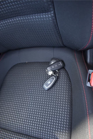Ford Focus Ford Focus 1.0 EcoBoost Titanium X Business , ST LINE ,PANORAMAK,BOEKJE,NAP EN ONDERHOUDSHISTORIE - afbeelding nr 41