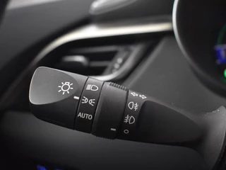 Toyota C-HR Toyota C-HR 1.8 Hybrid Dynamic Sport | JBL | Stoelverwarming - afbeelding nr 23
