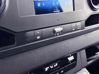 Mercedes-Benz Sprinter Mercedes-Benz Sprinter 517 1.9 CDI L3 Bakwagen BPM voordeel D'Hollandia Laaklep 1000KG Direct leverbaar MBUX Carplay/Android auto - afbeelding nr 10