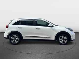 Kia Niro Kia Niro 1.6 GDi PHEV Executive | NAVI | PANO | CAMERA - afbeelding nr 6