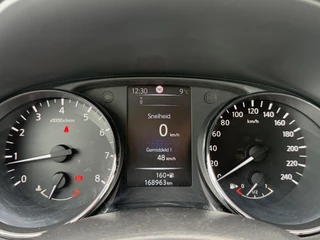 Nissan QASHQAI Nissan Qashqai 1.2 Premier Edition 2e Eigenaar,Navi,Clima,Cruise,Camera,Trekhaak,Pano,PDC V+A,Lm velgen,6 Bak,115pk,N.A.P,APK tot 12-2025 - afbeelding nr 18