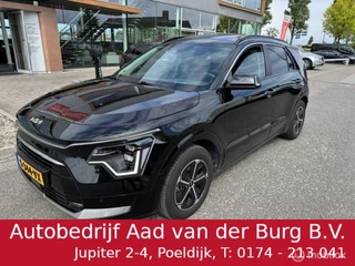 Kia Niro 1.6 GDi Hybrid DynamicPlusLine Navigatie, + Camera achter , Schuif/Kantel dak , Leren bekleding , Stoel & Stuur verwarming , Elect achter klep, Lane assist , Brake assist , volledig onderhouden !