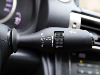 Lexus IS Lexus IS 300h 25th Edition | Vol Leder | Stoelverwarming | Parkeersensor - afbeelding nr 23
