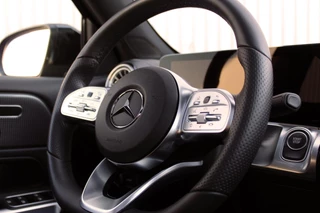 Mercedes-Benz EQB Mercedes-Benz EQB 350 4MATIC 7p AMG Line Night, Pano, Head-up - afbeelding nr 10