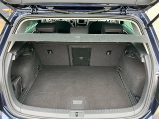 Volkswagen Golf Volkswagen Golf 1.2 TSI Allstar Navigatie CarPlay Climate Cruise Stoelverwarming - afbeelding nr 7