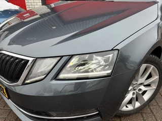 Škoda Octavia TREKHAAK / FULL LED / CANTON / GR NAVI / STOELVERW / KEYLESS / NL-AUTO - afbeelding nr 3