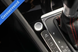 Volkswagen Golf Volkswagen Golf 2.0 TSI GTI Performance Pano Standkachel Vol - afbeelding nr 31