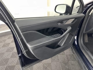 Jaguar I-PACE Jaguar I-PACE EV320 S AWD Business Pack 90 kWh [ 3-Fase ] (INCL-BTW) *LUXURY-LEATHER | FULL-LED | MERIDIAN-AUDIO | DIGI-COCKPIT | KEYLESS | DAB+ | NAVI-FULLMAP | ECC | HEATED-COMFORTSEATS | PDC | SURROUND-VIEW | CRUISE | LANE-ASSIST | TOWBAR | 20''A - afbeelding nr 23