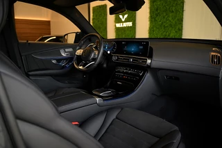 Mercedes-Benz EQC Mercedes-Benz EQC 400 4MATIC Premium Plus 80 kWh AMG - Memory - Distronic - Schuifdak - Keyless Entry - HUD - Ambiance Verlichting - afbeelding nr 3