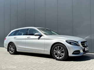 Mercedes-Benz C-Klasse Mercedes C-klasse Estate 180 Amg pakket unieke staat en km - afbeelding nr 11