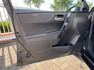 Toyota Auris Toyota Auris Touring Sports 1.8 Hybrid Lease pro HYBRID / CAMERA / PANORAMADAK / CRUISE / PDC / STOELVERW - afbeelding nr 9