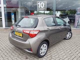 Toyota Yaris Toyota Yaris 1.5 VVT-i Active | Navi | Cruise Control | Achteruitrijcamera - afbeelding nr 4