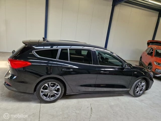 Ford Focus Ford Focus Wagon 1.0 EcoBoost Hybrid ST Line Business 106291 km - afbeelding nr 16