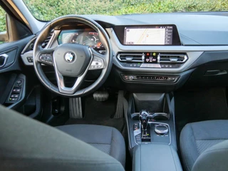 BMW 1 Serie | NAVIGATIE | CARPLAY | CRUISE CONTROL | - afbeelding nr 4