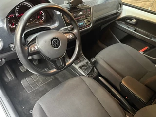Volkswagen up! Volkswagen Up! 1.0 R-Line Clima Camera Cruise Winter Licht-en Zicht pakket LM - afbeelding nr 4