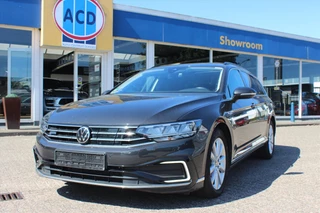 Volkswagen Passat Volkswagen Passat Variant 1.4 TSI PHEV 218pk 6-DSG GTE Business Highline | PanoramaDak | Zomer- en winterset | Carplay | - afbeelding nr 11