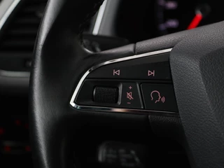SEAT Leon SEAT Leon 1.0 TSI Style Intens | Automaat | Carplay |  Navigatie | Keyless | Parkeerhulp | Climate control | Cruise control | Bluetooth - afbeelding nr 17