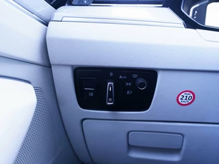 Volkswagen Passat Volkswagen Passat Variant 1.4 TSI PHEV 218pk GTE Highline | Leder | Panoramadak | 360 Camera | Virtual cockpit - afbeelding nr 42