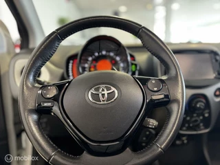 Toyota Aygo Toyota Aygo 1.0 VVT-i x-play Cabrio| NAP| NAV| CAM| Uniek! - afbeelding nr 18