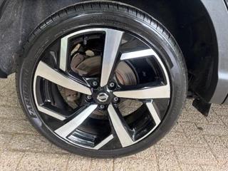 Nissan QASHQAI Nissan QASHQAI 1.3 DIG-T DESIGN **19inch//Camera/DAB//Carplay** - afbeelding nr 17