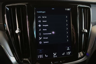 Volvo V60 Volvo V60 2.0 T6 Recharge AWD R-Design HEICO | PANO | B&W - afbeelding nr 56