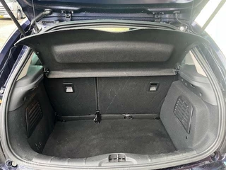 Citroën C3 Citroen C3 1.2 PureTech Selection AUTOMAAT DAB GLAZENDAK ETC - afbeelding nr 8